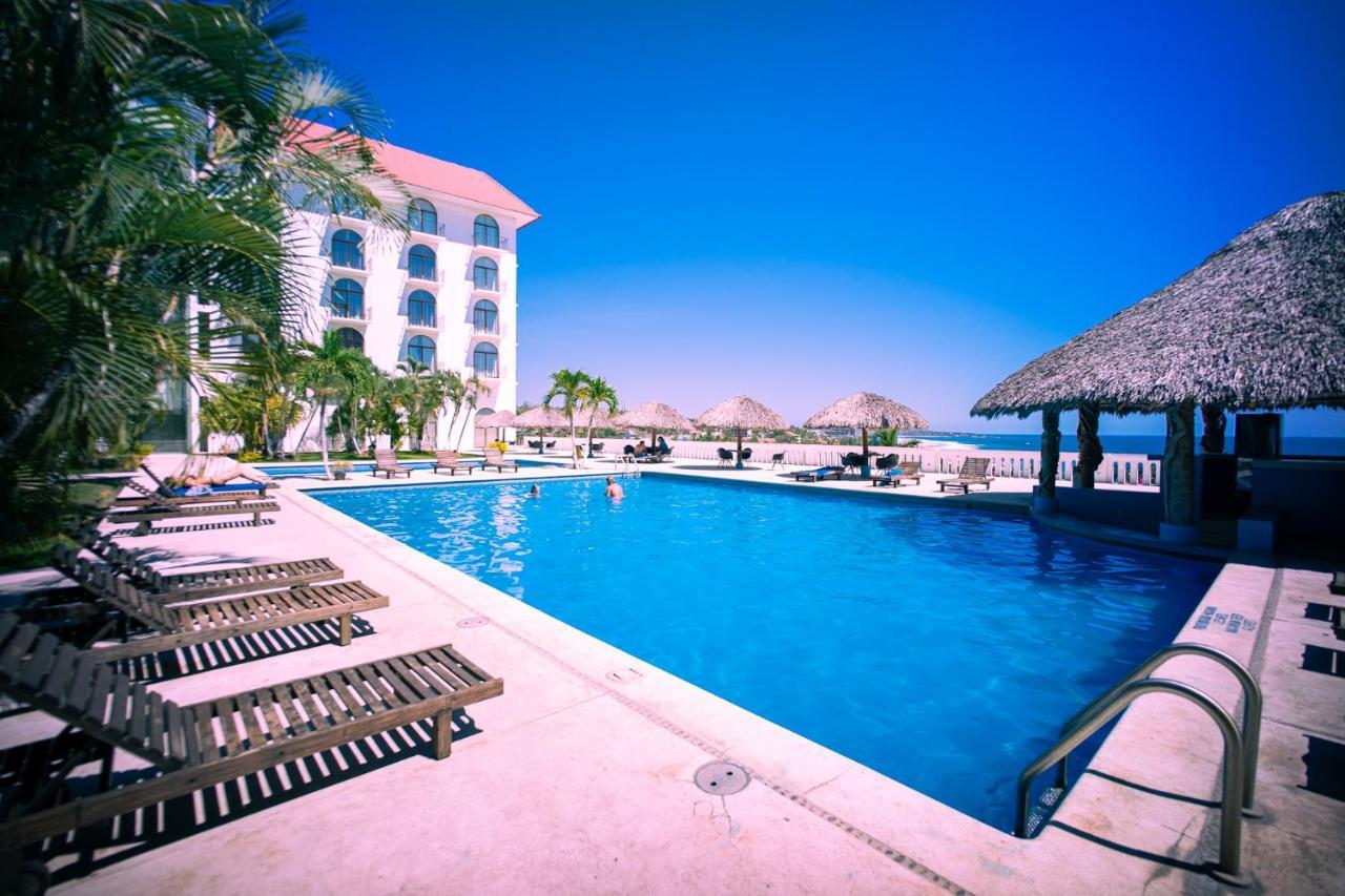 Hotel Caracol Plaza Пуерто-Ескондідо Екстер'єр фото