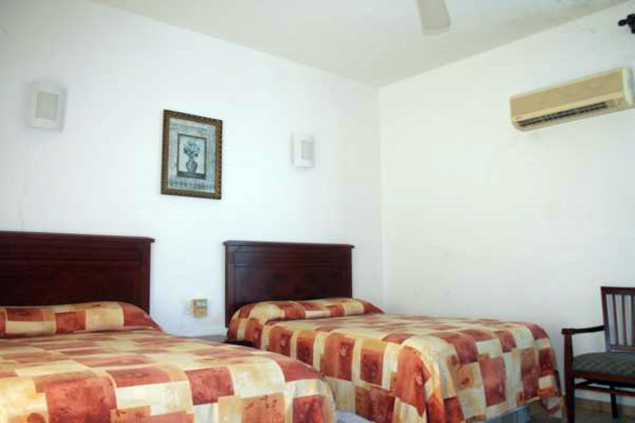 Hotel Caracol Plaza Пуерто-Ескондідо Екстер'єр фото
