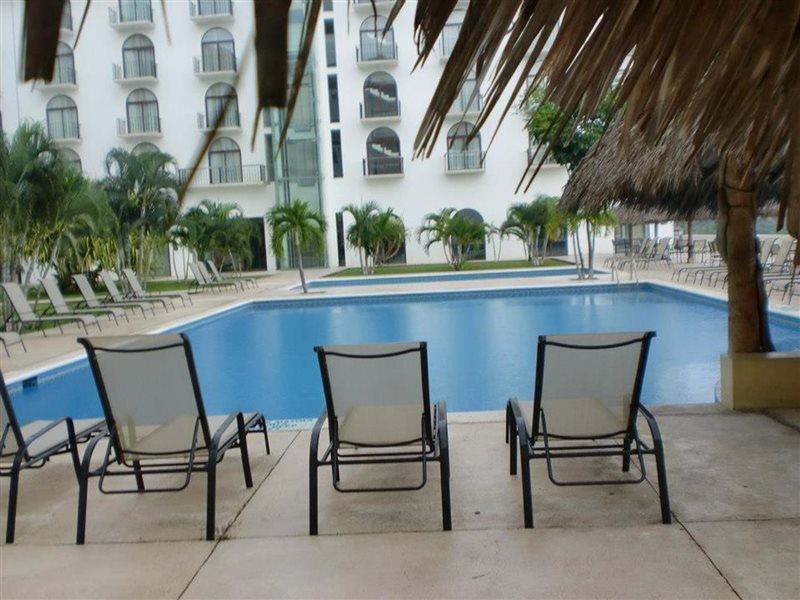 Hotel Caracol Plaza Пуерто-Ескондідо Екстер'єр фото